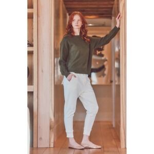 NWOT Leallo Kimberly Jogger Womens L Bone White Athleisure Loungewear Minimalist